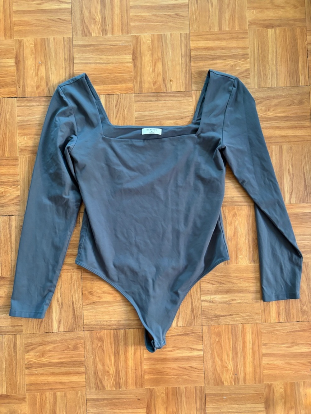 Aritzia bodysuit size XL